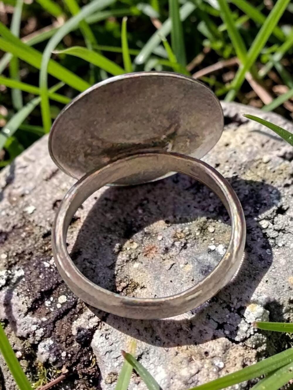Vintage Sterling Silver Ring Distinctive Oval Design Minimalist Style Unique Sta